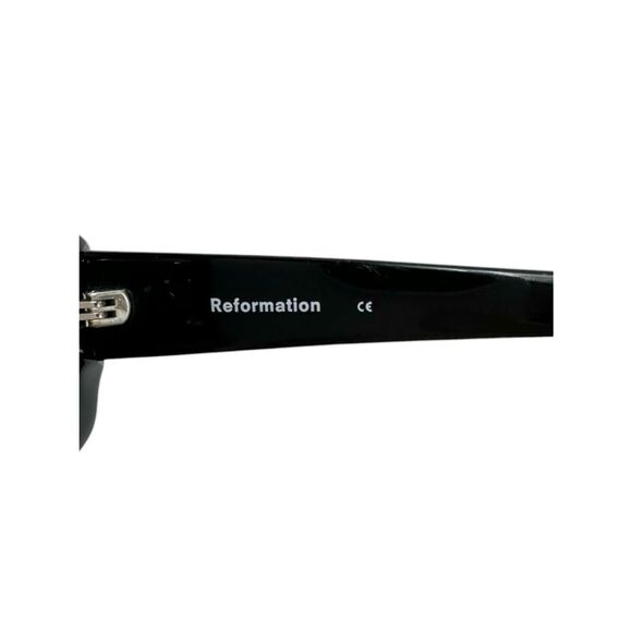 RARE REFORMATION Nina Sunglasses in Black